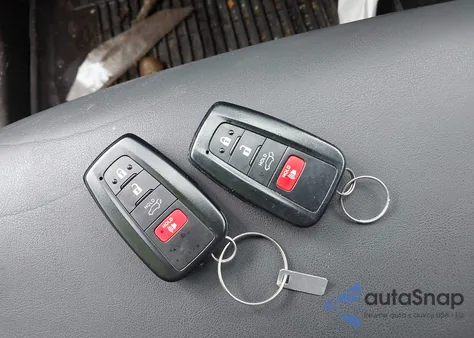 2023 Toyota Rav4 Xle Premium z USA, uszkodzony, nr VIN 2T3A1RFV7PC345557